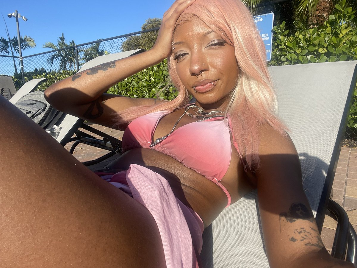 ( kai ) ౨ ˚ൗ!!! IS SEEING PINK PANTHERESS tweet media