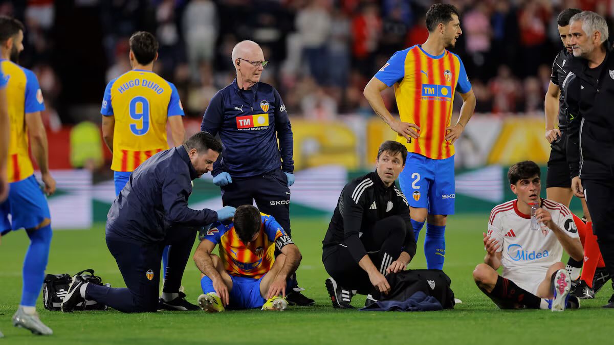 Álex Domínguez tweet media