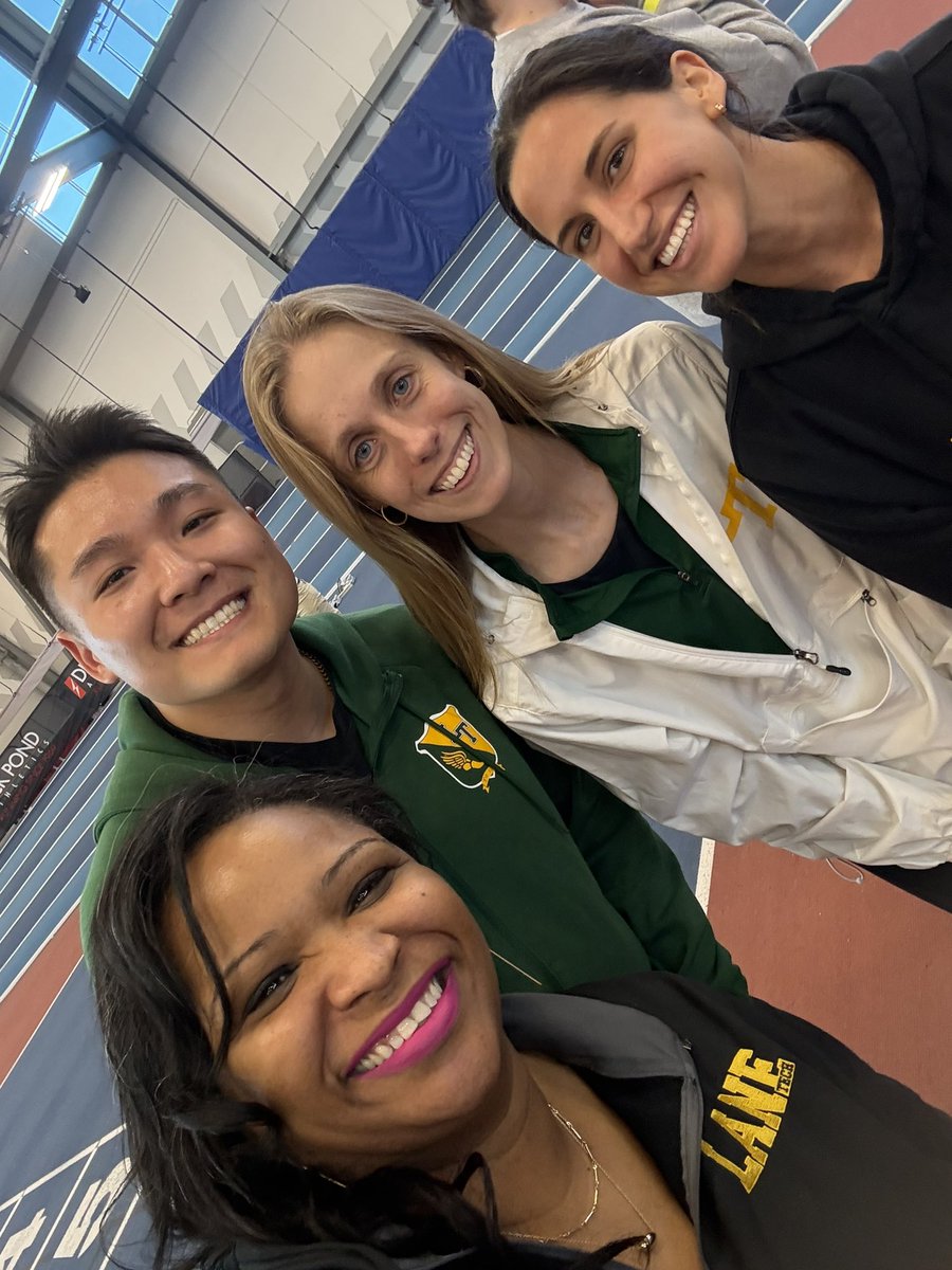 Lane Tech tweet media