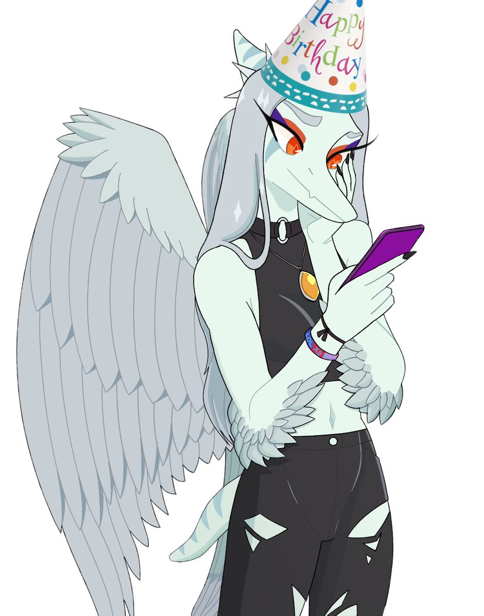 Lunara Gautier tweet media