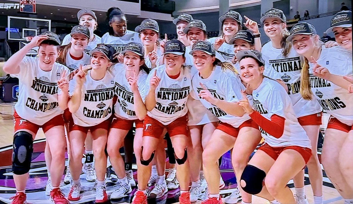 Coach Cristie Mitchell tweet media