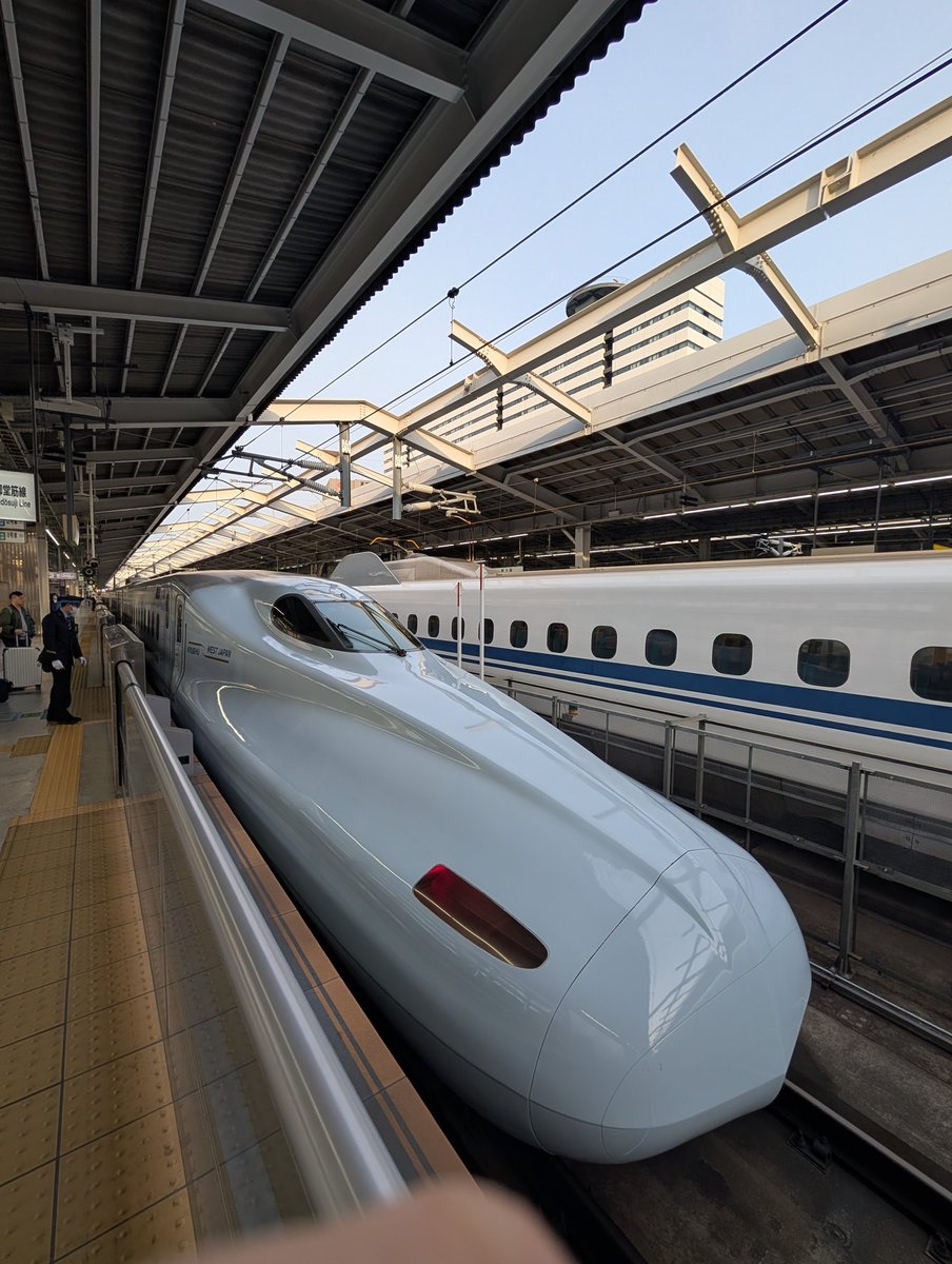 Azra ★ ENVtuber ❄️ tweet media