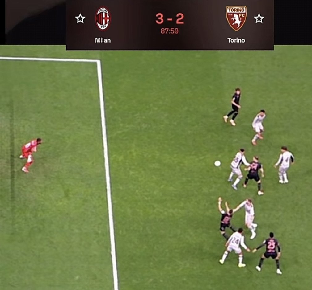 EsercitoCrucian's tweet photo. Altri due rigori folli e ridicoli, buoni per il Football americano demmè.
Vaffanculo.
#VarVattene https://t.co/eZamR3Ld3u