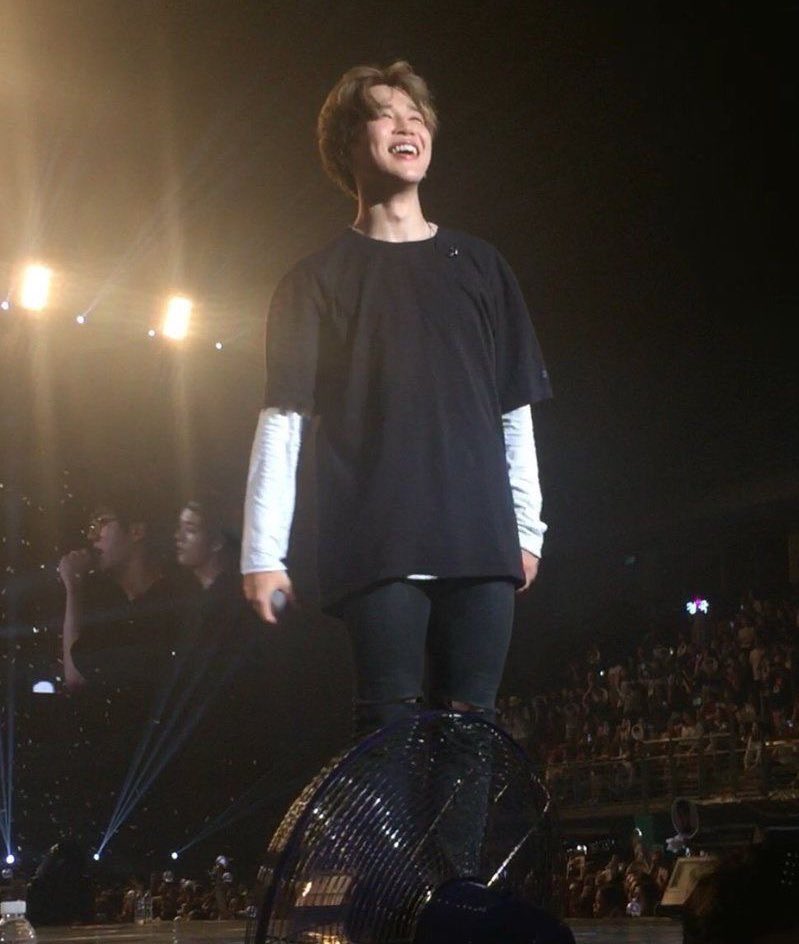 jimimi 𝜗𝜚 tweet media