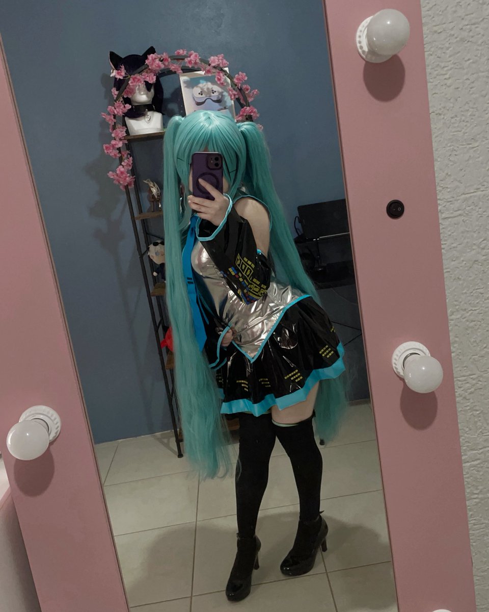 𝑩𝒆𝒍𝒊𝒂 💜 tweet media