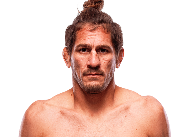 UFC Fight Tracker tweet media