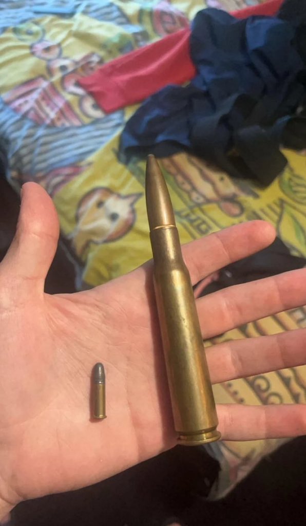 Itzeniola tweet media