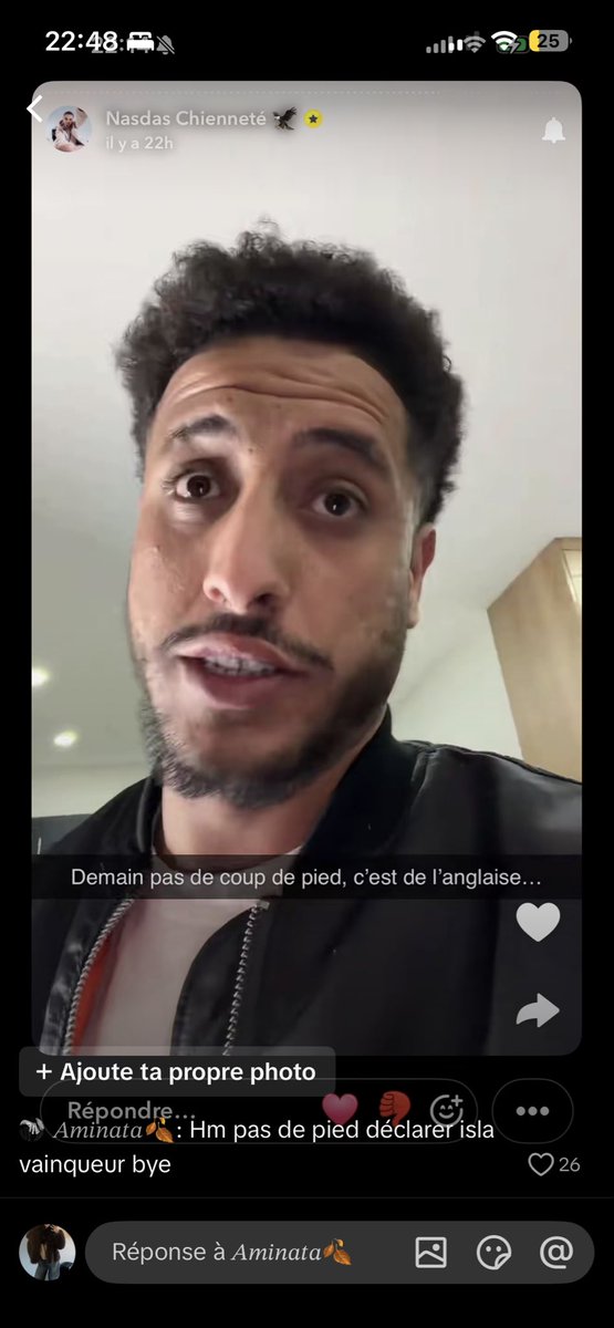 Applehead tweet media