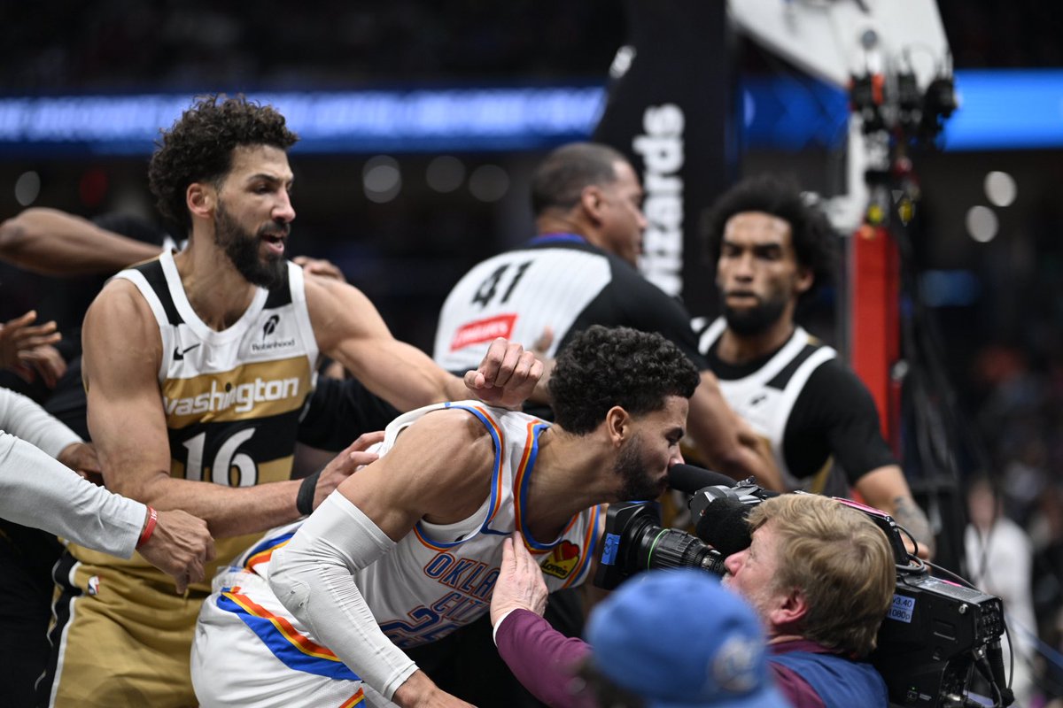 Homer McFanboy tweet media