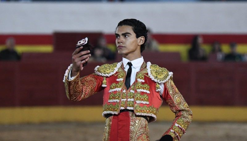 Chicuelinas y Tafalleras tweet media