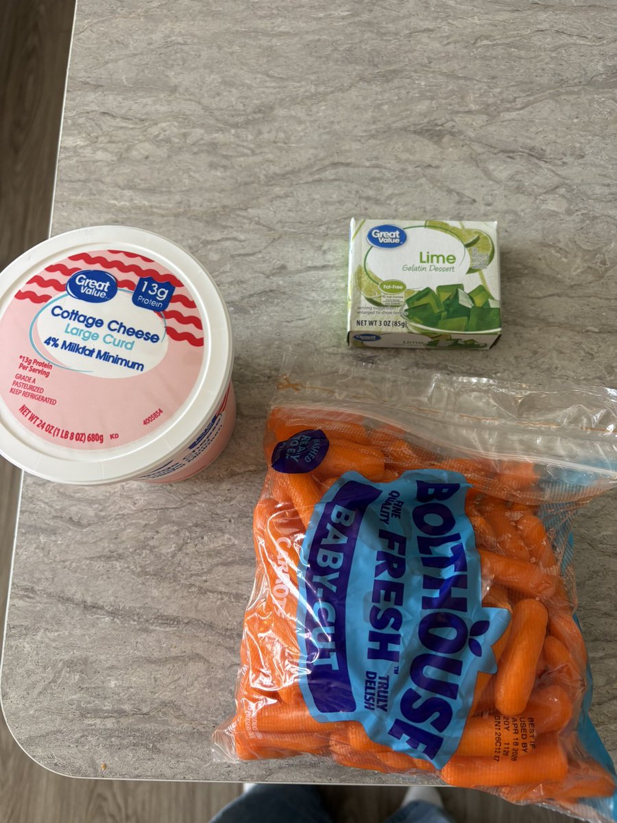 Kari Ann 🍓 tweet media