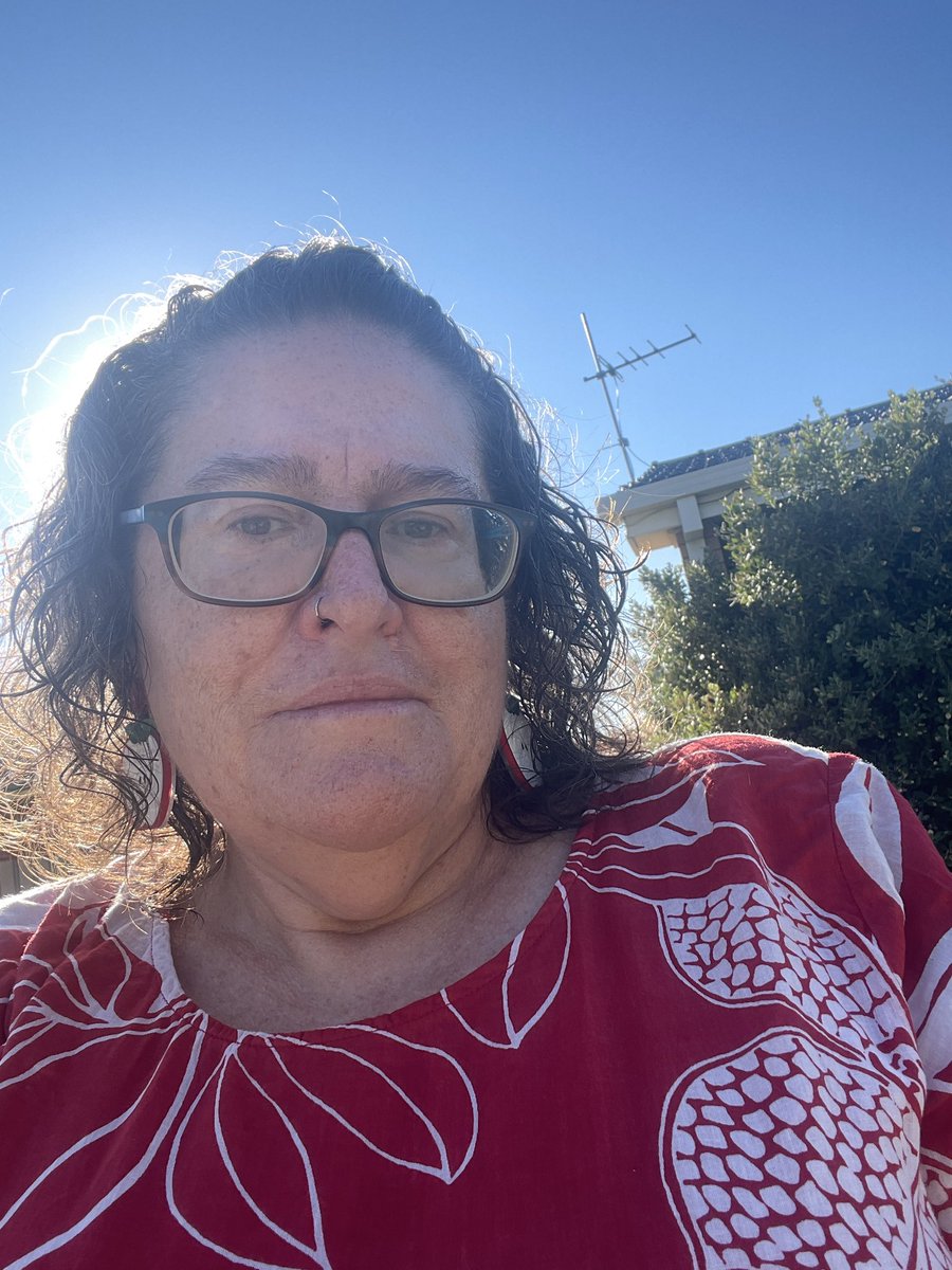 nellyGrumps tweet media