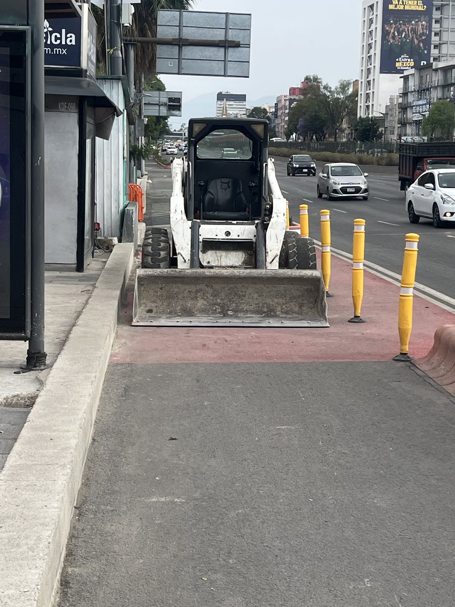 danisanchezz's tweet photo. muy bien ⁦⁦⁦@CDMX_Semovi⁩ eres la onda https://t.co/iFwJtVK39H