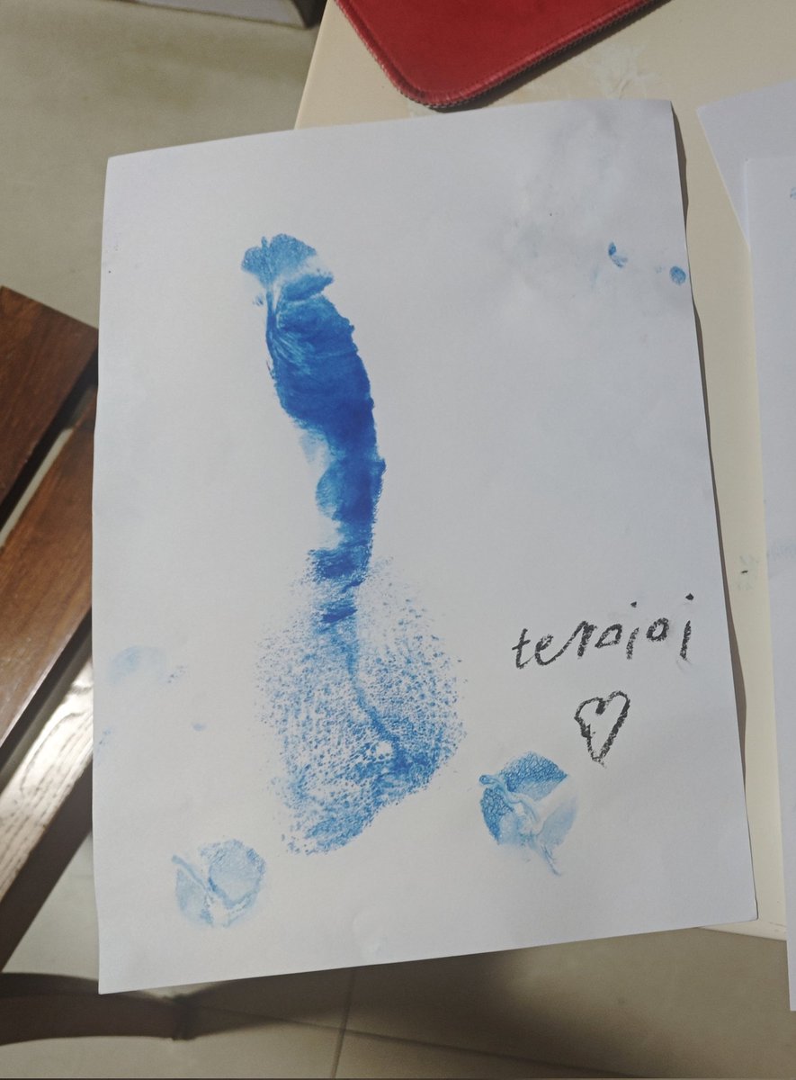 teroiroi tweet media