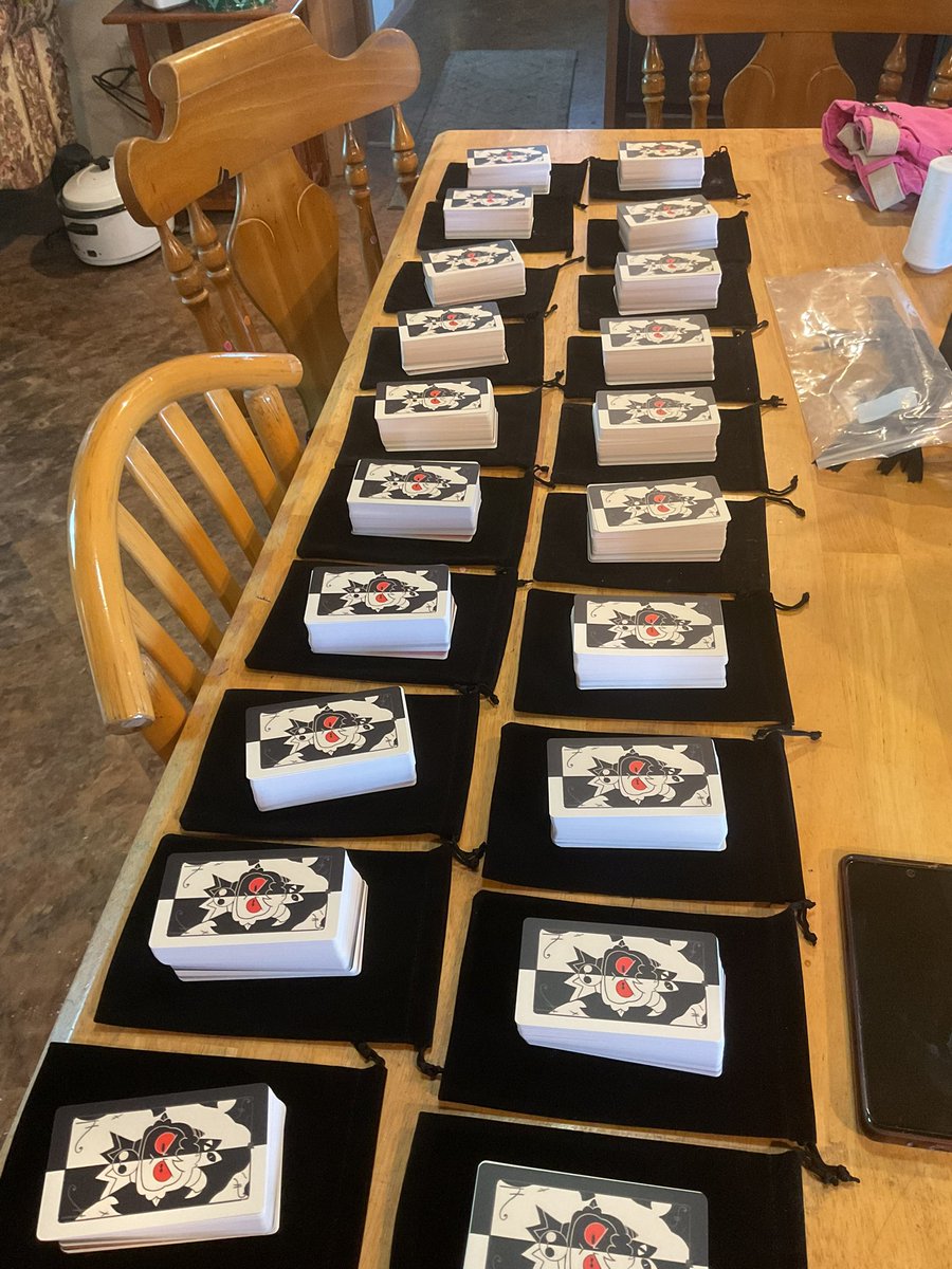 Cupcake_creates tweet media