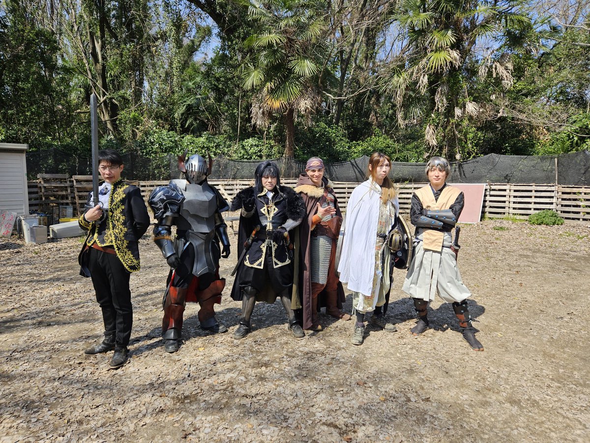 maoulabyrinth's tweet image. 第11回 #魔王の迷宮 お疲れ様でした。
参加頂きました皆様に感謝を。
今回人数的に魔王軍は徘徊者モード（NPCのHP多め）での戦いでした。
異世界戦士陣営の奮闘に主催メンバ
ーとして嬉しい限りでした。
画像1.全員集合 2.異世界戦士陣営 3. 魔王軍
#コンバットLARP
#LARP
＃DOGTAG