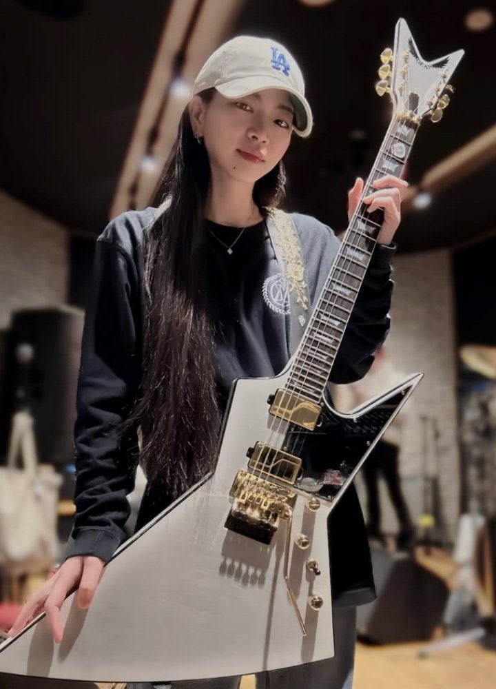 tomo_s369's tweet photo. 必ず
買います
MYK✨✨✨
#LOVEBITES
#Miyako-san
#NipponBudōkan
#signaturemodel
#MYK https://t.co/jVPclPiv9I