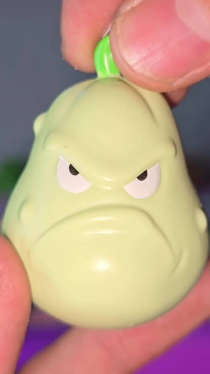 Thom York Chapaneco tweet media