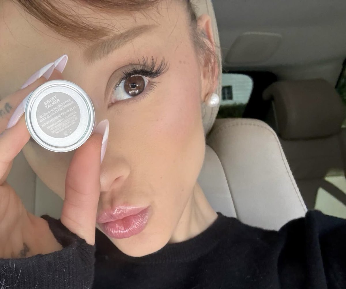 asia ⸆⸉ is seeing ari tweet media