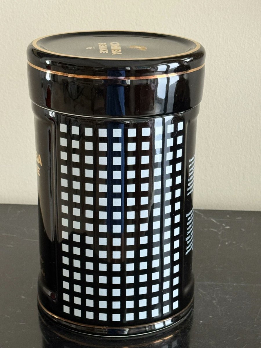 AAandMore's tweet photo. RARE #Cohiba BEHIKE 56 EMPTY Ceramic Jar - 9" Tall https://t.co/tOsiY4n88T via @Etsy https://t.co/3324Jva9dj