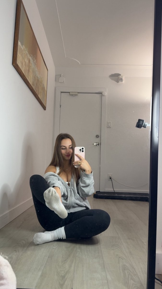 Goddess Lexi tweet media