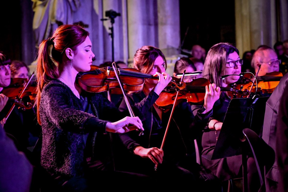 OdpPompiers's tweet image. #100Ans 🎂 | Pour célébrer le centenaire de l’#ODP, un concert symphonique exceptionnel s’est tenu à la Cathédrale Saint-Jean-Baptiste de Lyon, organisé par les sapeurs-#pompiers de Lyon Confluence 🎶🔥