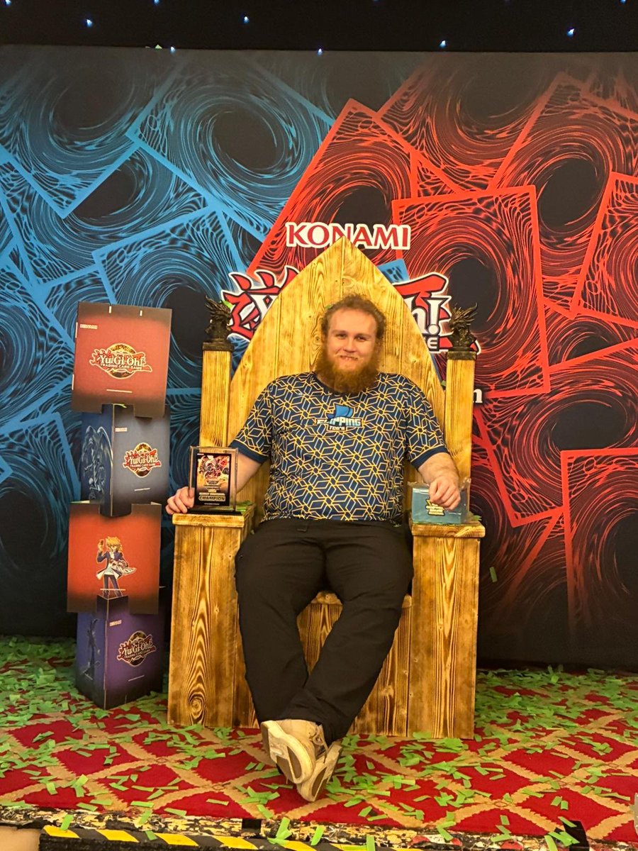 Flipping TCGs tweet media