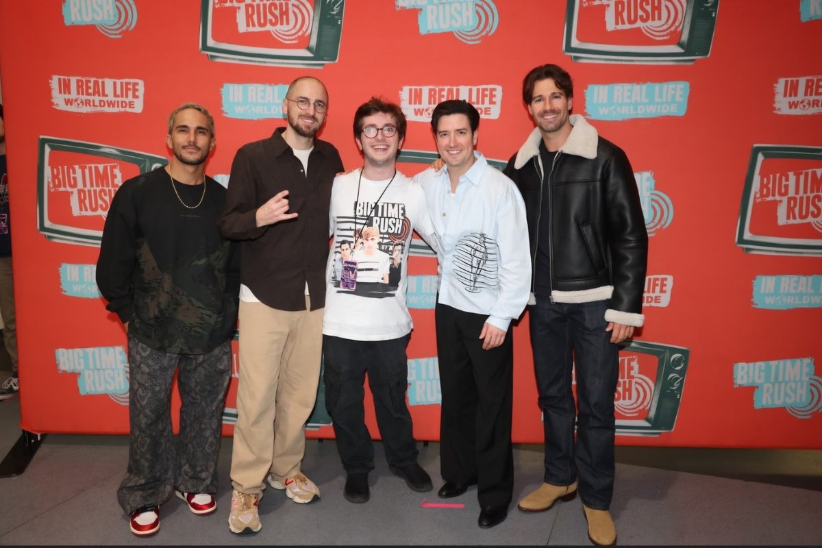 buckmaster_ed's tweet photo. @notcee_fan @bigtimerush https://t.co/r20Ls7pKJO