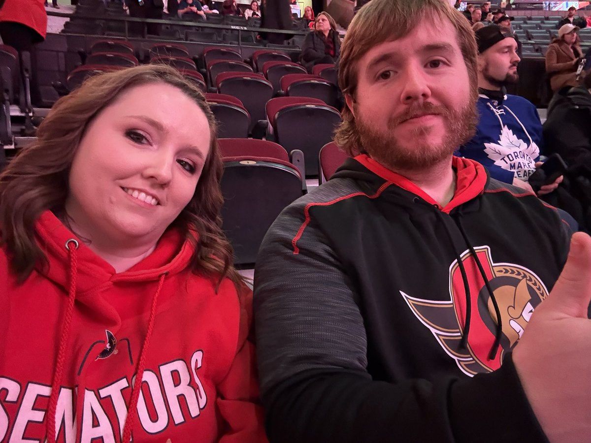 danielle_0209's tweet photo. Seated for the Battle of Ontario on a Saturday evening. #GoSensGo https://t.co/JiDdda1V2o