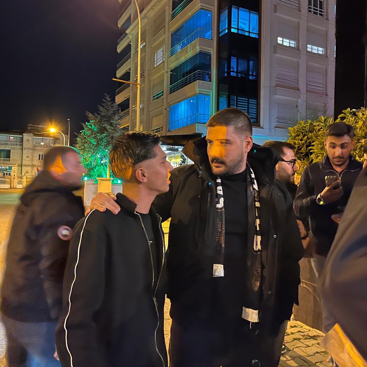 ruzqarr0's tweet photo. Doğum günün kutlu olsun reisimm nice senelere Allah sana uzun ömürler versin seni başımızdan eksik etmesin bir ömür peşindeyiz. https://t.co/Mc0jjWEJMZ