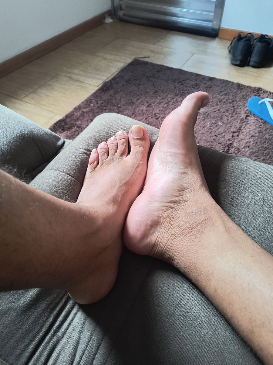 GuuFeet tweet media