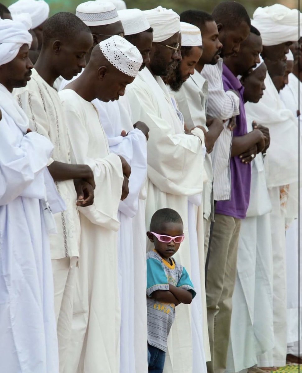 swjizz's tweet photo. As Salaamu Walaikum Wa Rahmatullahi Wa Barakatu 

May Allah SWT Accept Our Fast and Allow Us To See Many More Beautiful Bless Months Of Ramadan Ameen! #Eidmubarak #EidAlFitr1447 🌙🤲🏾 https://t.co/97SlGlI5LK