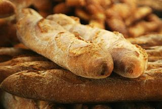 egdcltd's tweet image. Celebrations of Food: National French Bread Day buff.ly/p8Dmz9N #FrenchBread