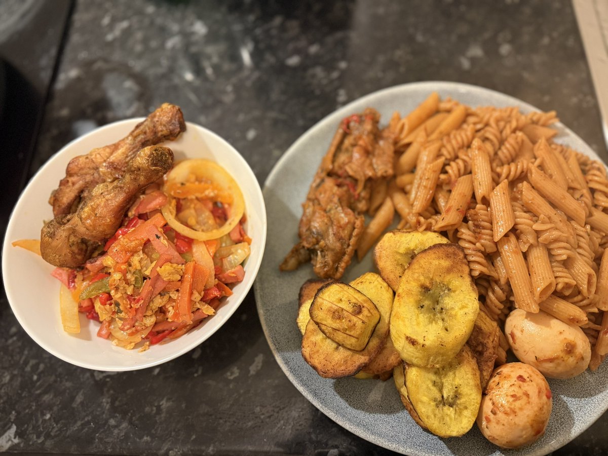 Iamveektoria.base.eth 🙂‍↔️🌳 ✠ tweet media