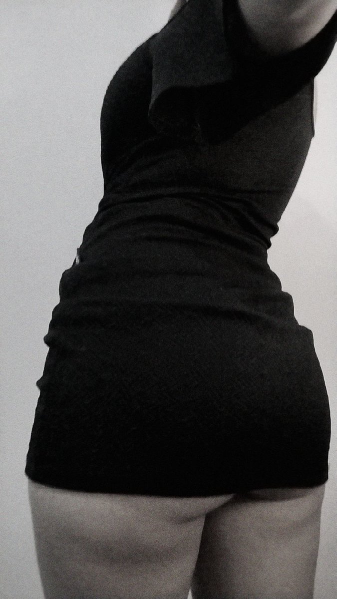 Squizoof's tweet photo. A visão que você teria ai de baixo 👀 que é o lugar onde você deve estar...
Me adorando ❤️‍🔥

Vem interagir comigo no chat da privacy 🙃 to sempre on por lá... https://t.co/d63UKzBfcF