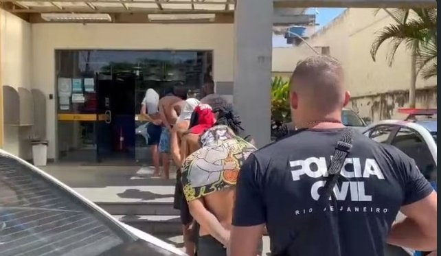 ℂ𝔸𝕆𝕊 ℕ𝕆 ℝ𝕀𝕆 𝔻𝔼 𝕁𝔸ℕ𝔼𝕀ℝ𝕆 tweet media