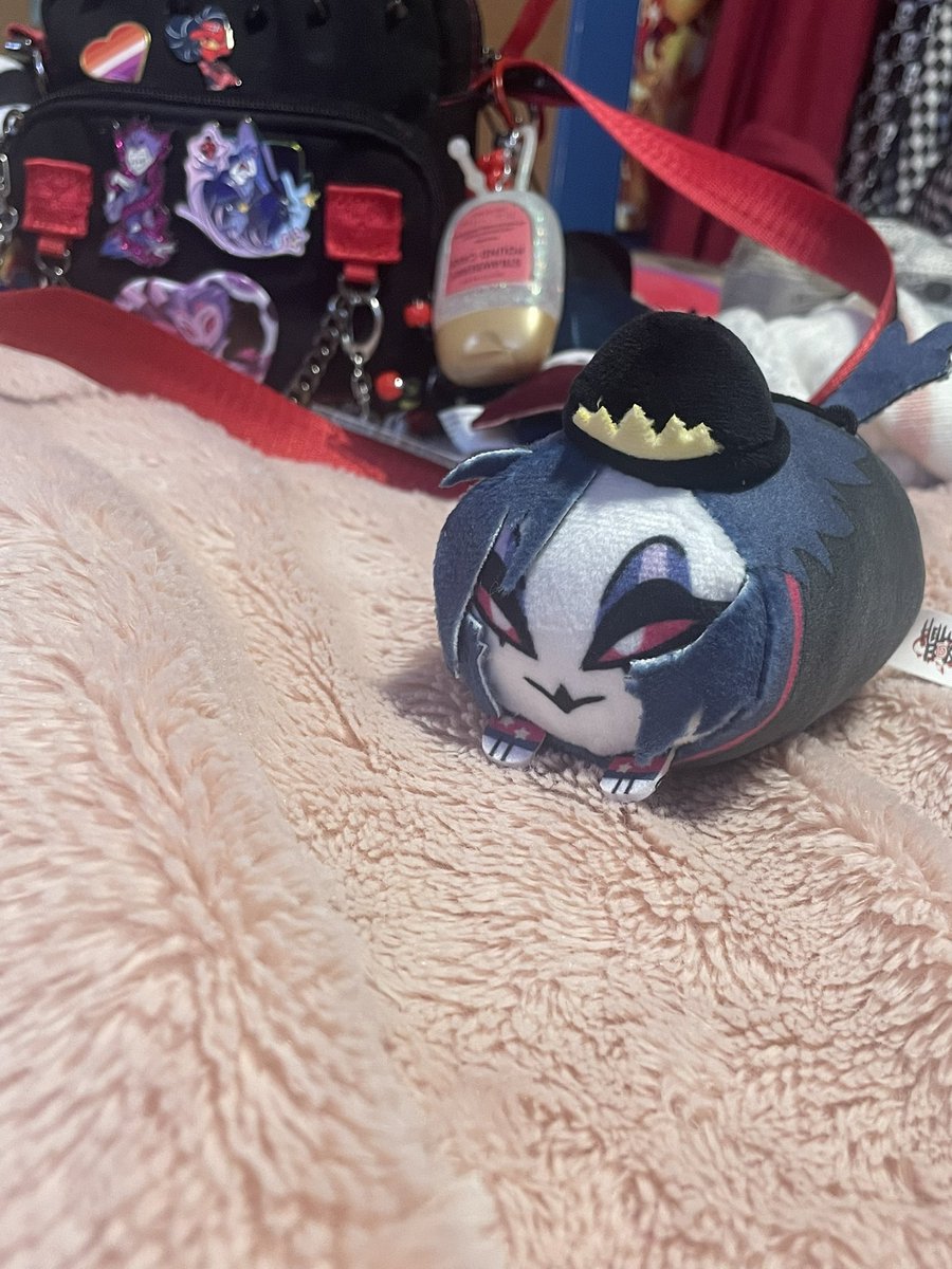 Dami ~♡ 🍺 CEO of Root Beer Stolas 🍺 tweet media