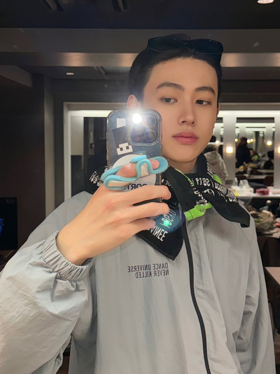 seonghyeon pics tweet media