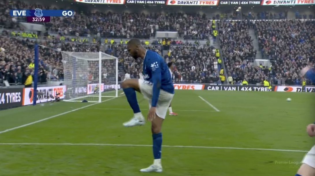 Footy Humour tweet media