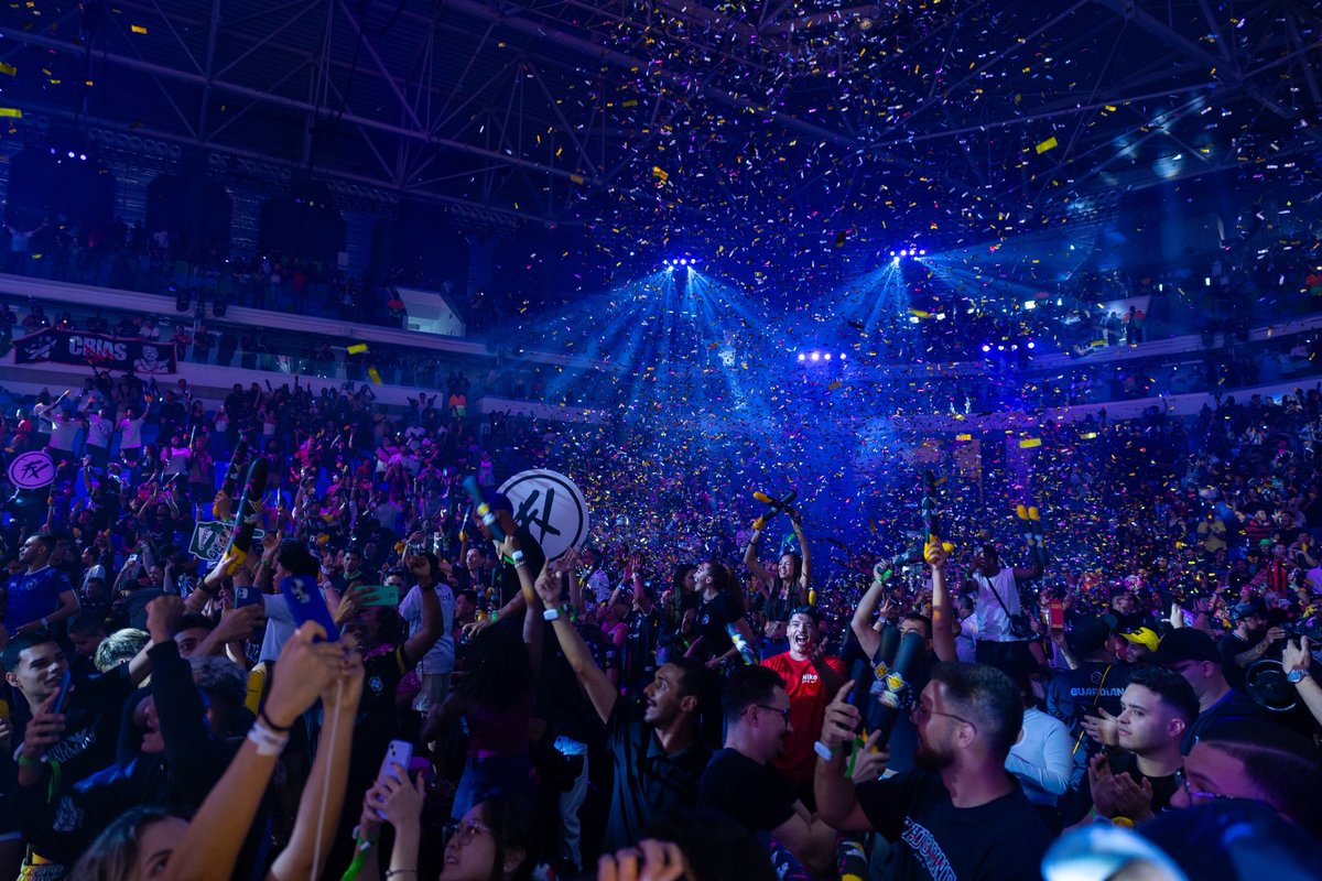 FLUXO AMOROSO tweet media