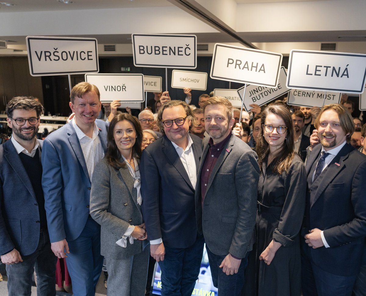 Petr Hlaváček tweet media