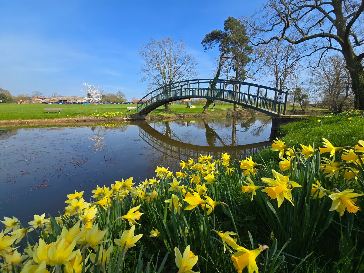 Met Office tweet media