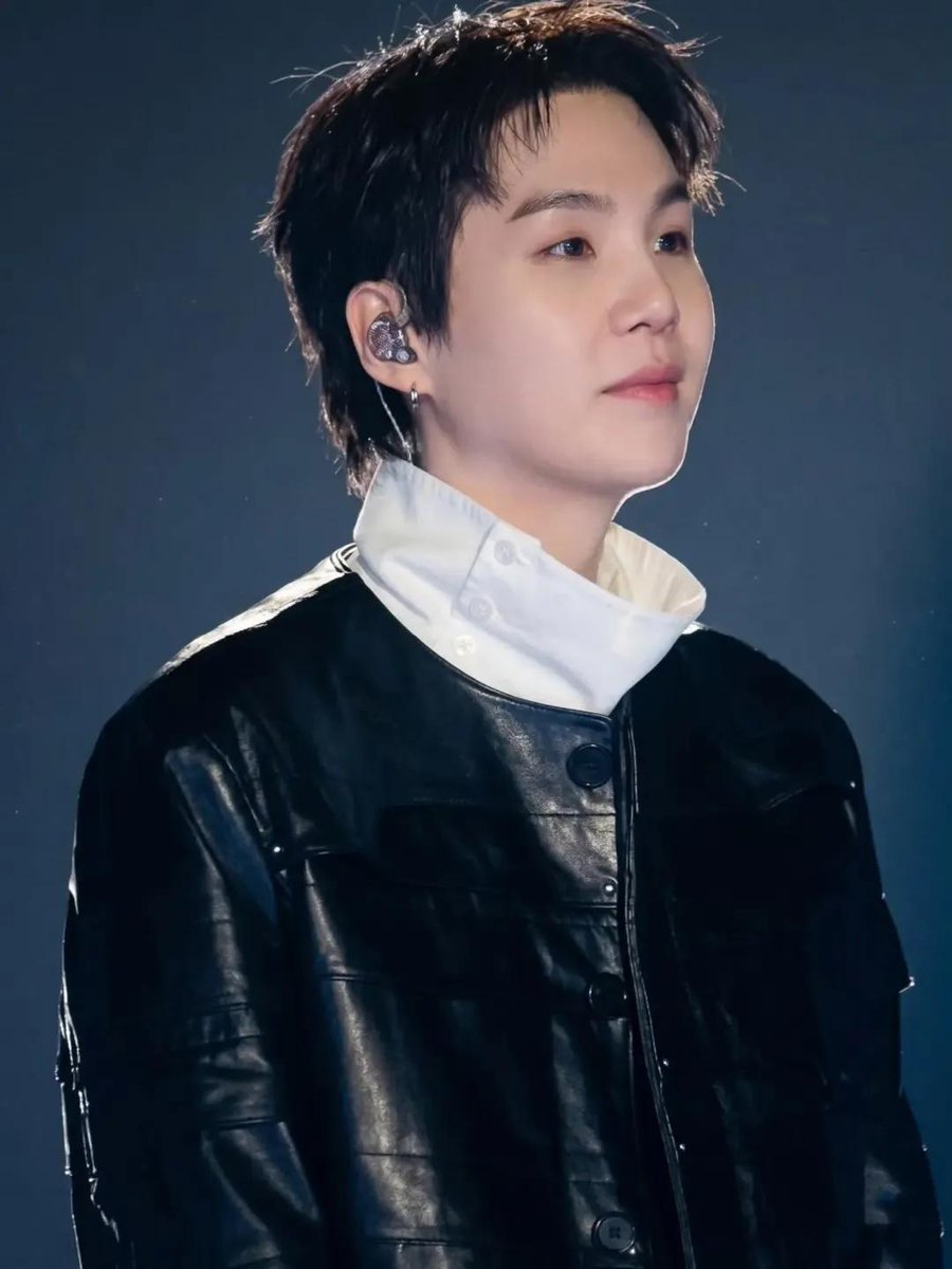 민 tweet media