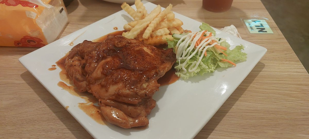 MinKuzuya tweet media