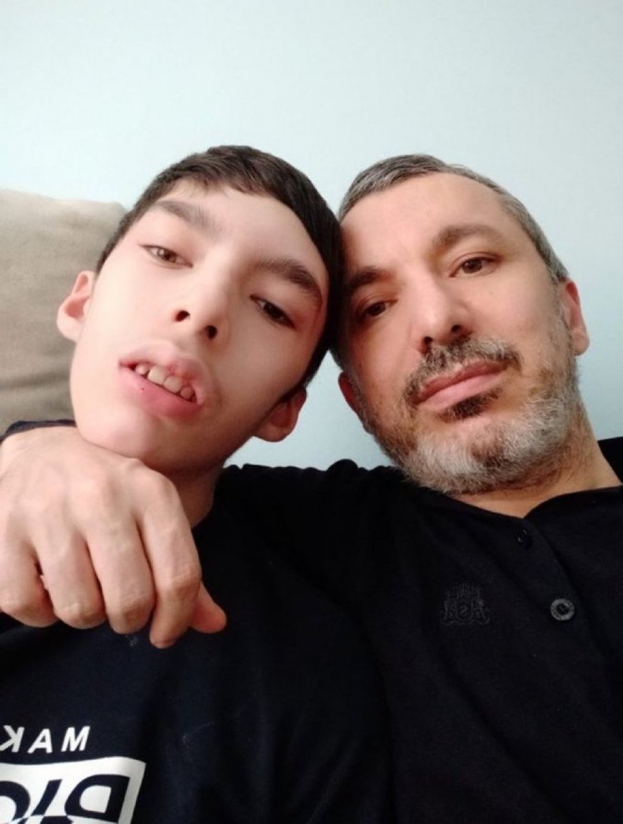 👉EYYÜP ÇETİN 👈

📍 Babası tutuklu olan Yakup Ali , %94  zihinsel engelli, Babası gidince durumu kötüleşti otizmli bir genç.

📍 Epilepsi ve kas hastalıkları ile mücadele ediyor.

SahiBugün BayramMı
🚨📌