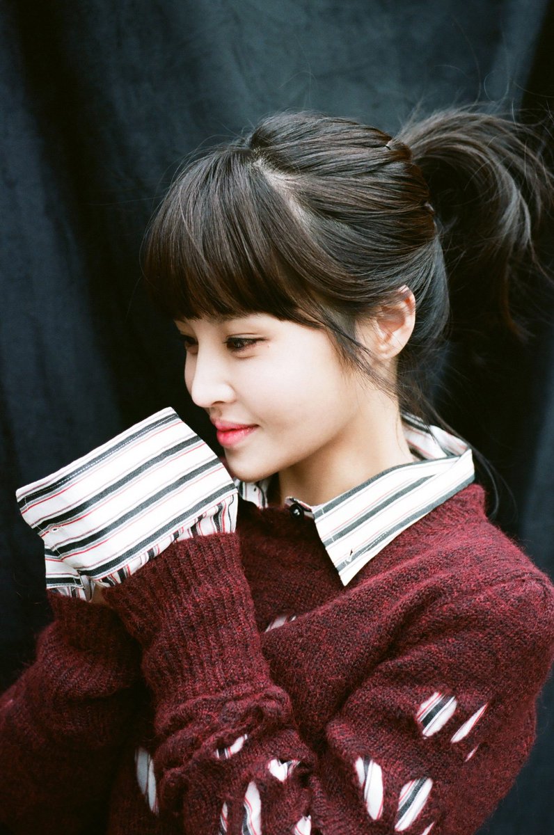 Her birthday is tomorrow (according to my time zone), but I still wanted to write a message. Jeon Boram is my favorite idol. A talented and beautiful artist who was part of one of the greatest Kpop group of all time. 🥰