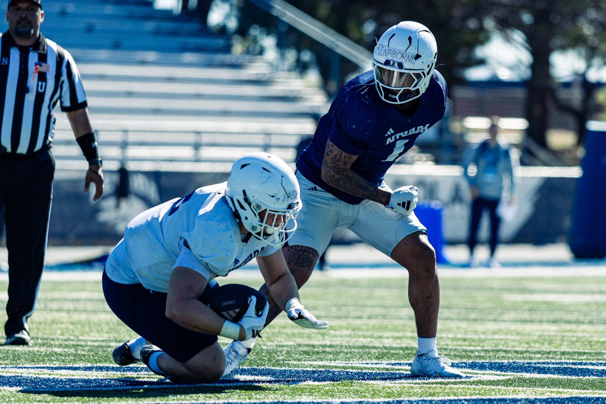 NevadaFootball's tweet image. Scrimmage 1 ✅

#BattleBorn