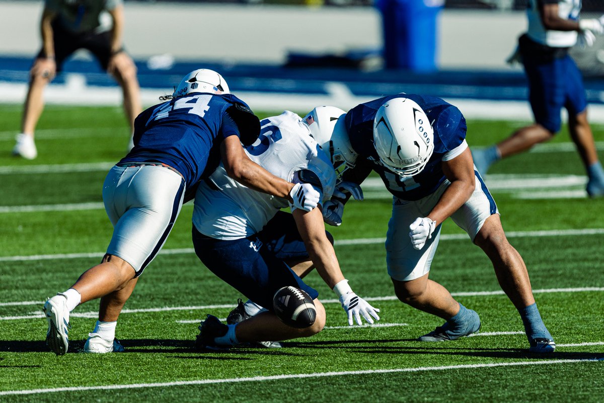 NevadaFootball's tweet image. Scrimmage 1 ✅

#BattleBorn