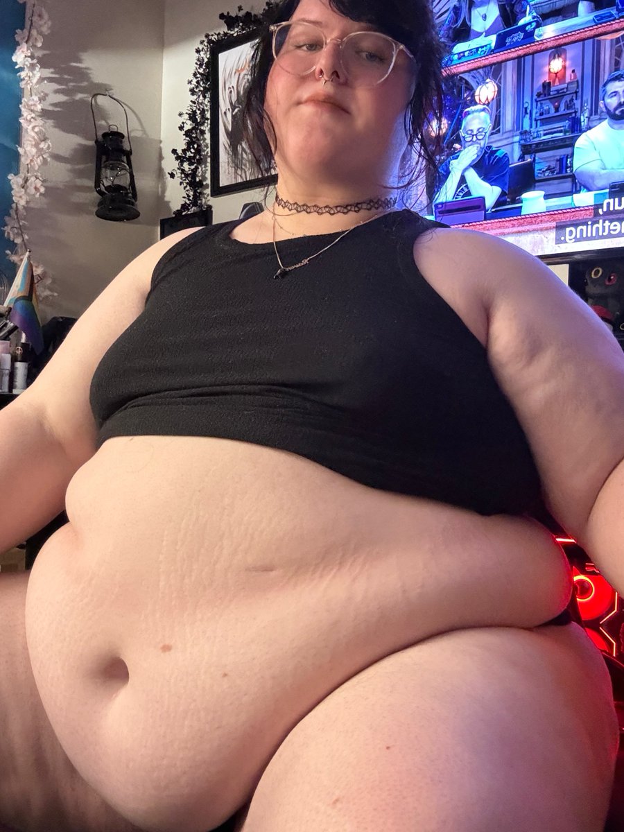 𝕽𝖆𝖛𝖊𝖓 🖤🌹 tweet media