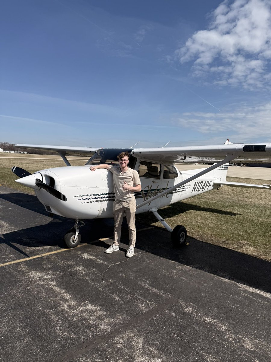 Andrew ✞ tweet media